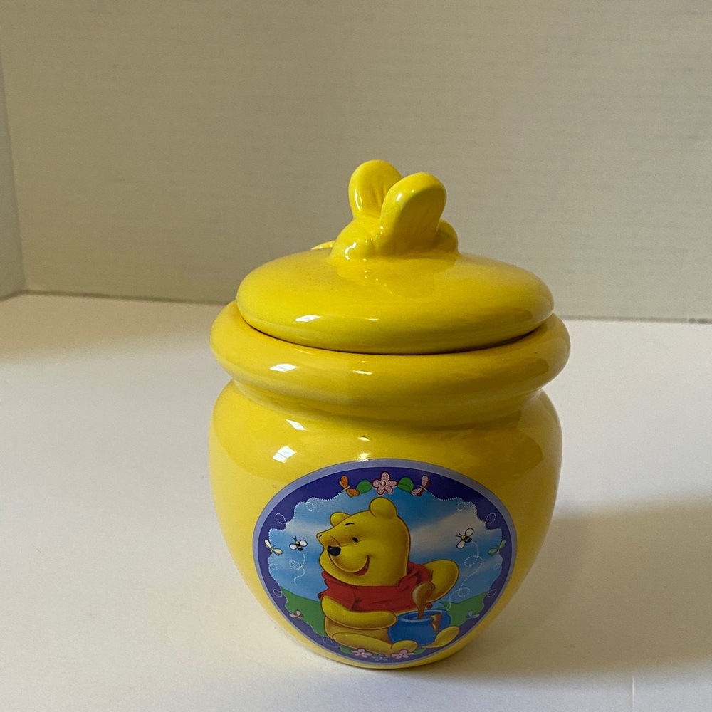 Vintage Disney Winnie the Pooh Houston Harvest Honey Jar Decorative